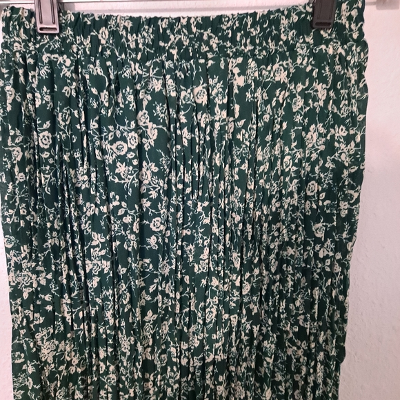 Vintage Elyees Green Floral Long Skirt - Picture 2 of 7